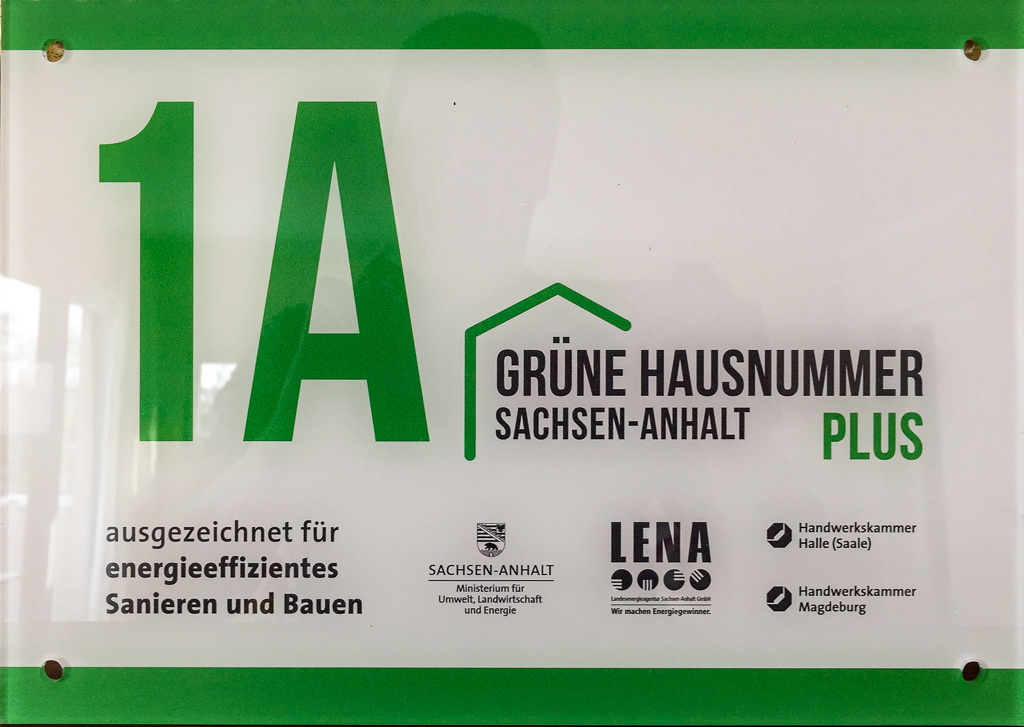 Grüne Hausnummer Plus 2018